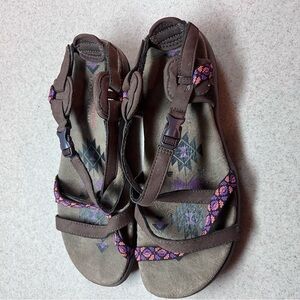 Skechers Outdoor Lifestyle Women's Size 6 Reggae Slim Sandals Brown